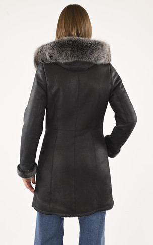 Manteau peau lainée capuche noire