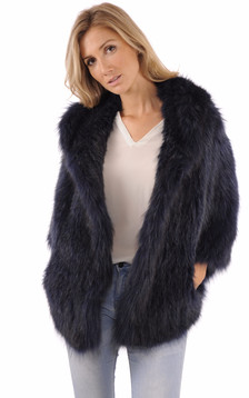 Cape Fourrure de Raccoon Cape Fourrure de Raccoon