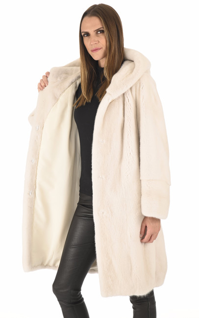 manteau capuche blanc