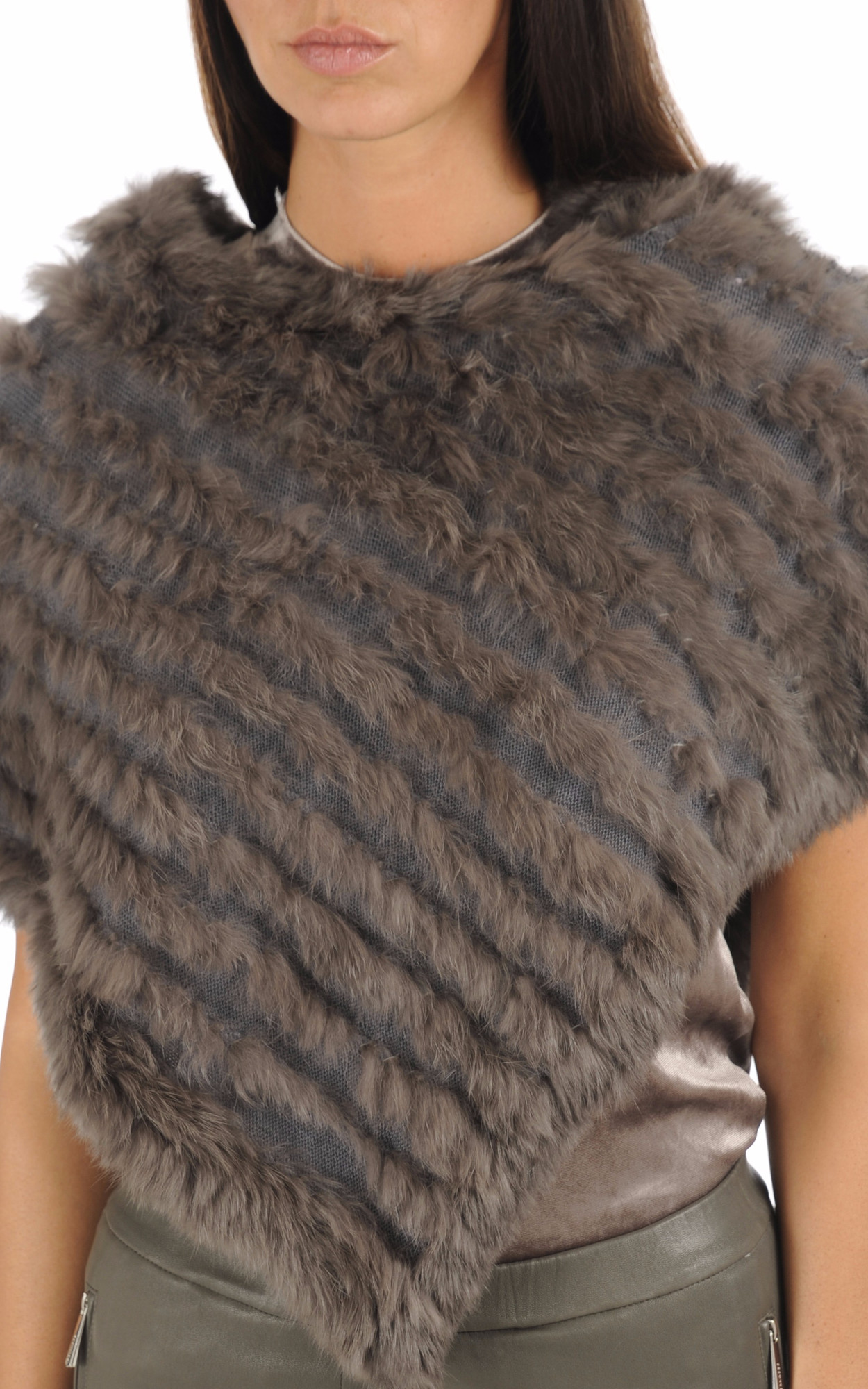 Nouveau Gris Poncho en Fourrure Synthétique Pompons Tricot italien Cape Fourrure Luxe Cosy
