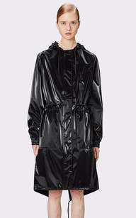 impermeable noir