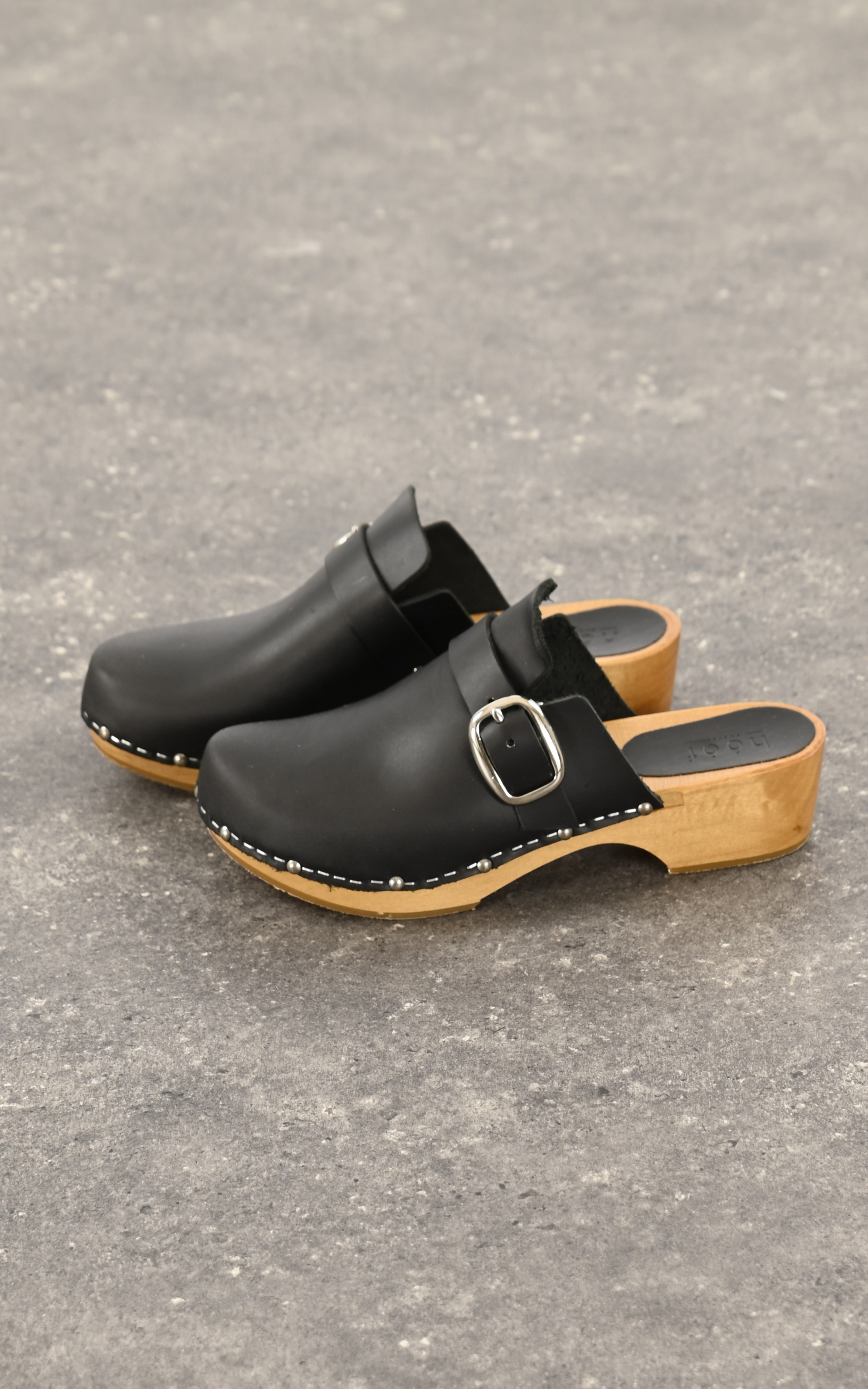 Sabots en cuir Constance noir Hoof