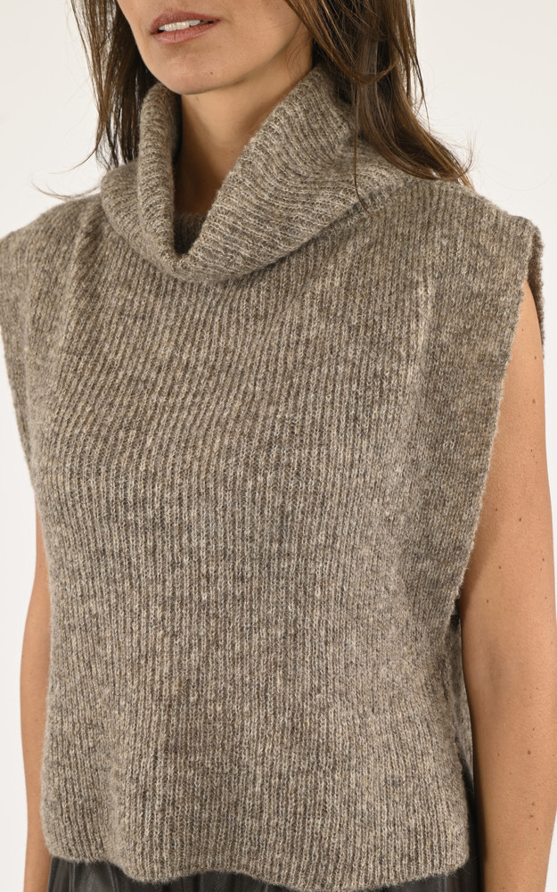 Pull sans manches alpaga et cachemire taupe Lea Clement