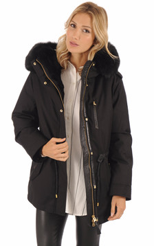 Parka CHARA-X Noire avec Fourrure Parka CHARA-X Noire avec Fourrure