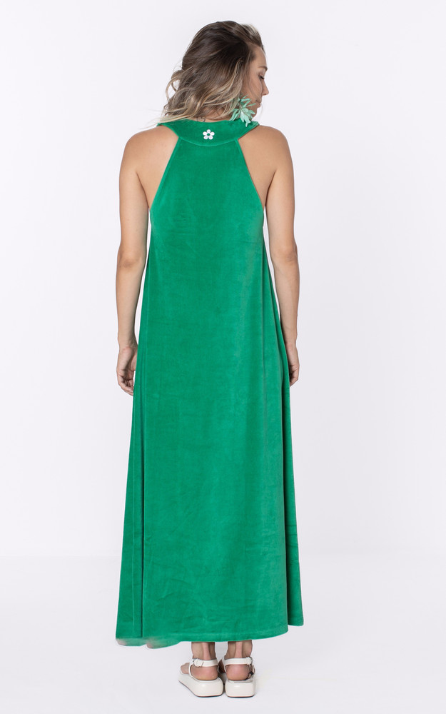 Robe longue éponge vert Marguerite à la plage