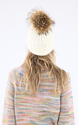 Bonnet laine et raccoon blanc